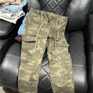 American Eagle camo jegging - size 6